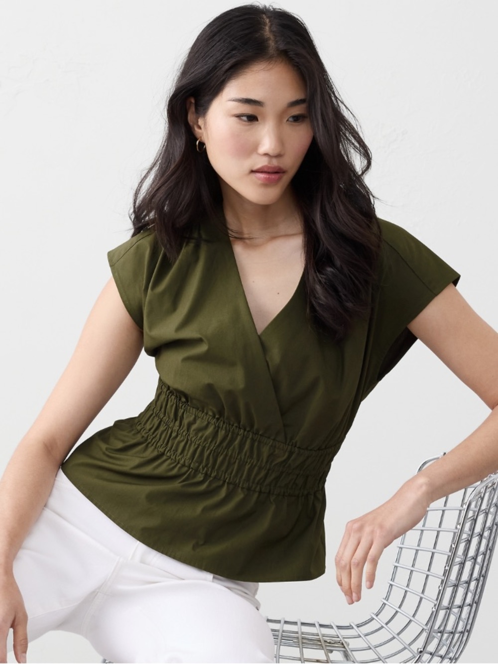 Banana Republic Elastic Surplice Top Size Small
